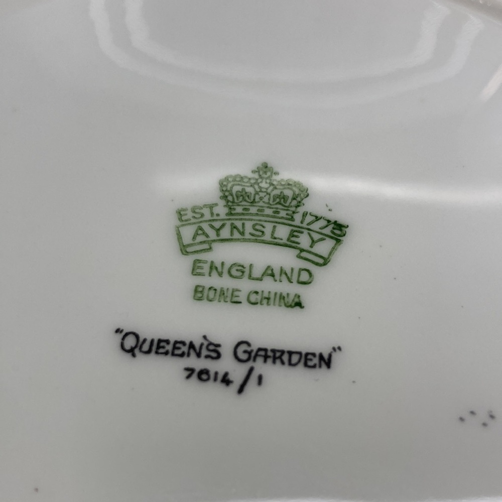 Aynsley Queens Garden Blue Enameled Scalloped Bread Plate vintage. - Picture 10 of 15